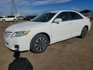 Toyota Camry BASE 2.5L 4 2010