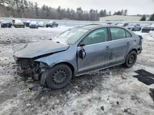 Volkswagen Jetta TDI 2 L 4 2015