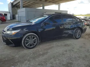 Toyota Camry LE 2.5L 4 2015