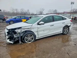 Hyundai Sonata LIMITED 2.4L 4 2019