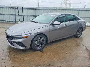 Hyundai Elantra SEL 2.0L 4 2025