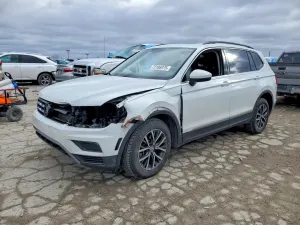 Volkswagen Tiguan SE 2.0L 4 2018