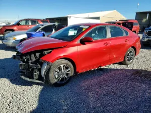 Kia Cerato / Forte / K3 LX 2 L 4 2024
