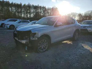 Alfa Romeo Stelvio 2.0L 4 2022