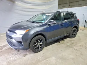 Toyota Rav4 SE 2.5L 4 2016
