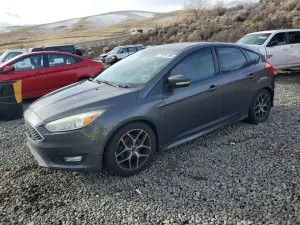 Ford Focus SE 2.0L 4 2015