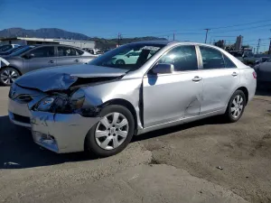 Toyota Camry BASE 2.5L 4 2010