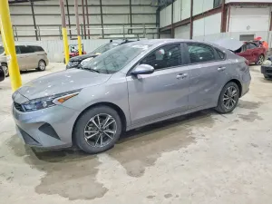 Kia Cerato / Forte / K3 LX 2.0L 4 2023