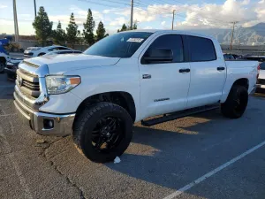 Toyota Tundra CREWMAX SR5 5.7L 8 2014