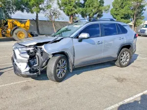 Toyota Rav4 XLE PREMIUM 2.5L 4 2024