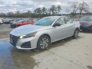 Nissan Altima S 2.5L 4 2024