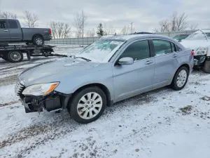 Chrysler 200 LX 2.4L 4 2014