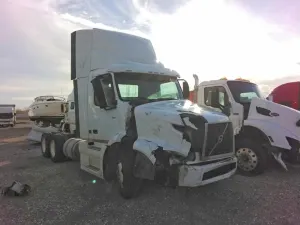 Volvo VNR 12.8L 6 2021