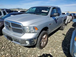 RAM 1500 SLT 3.0L 6 2015