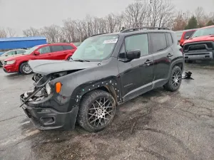 Jeep Renegade LATITUDE 2.4L 4 2016