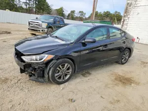 Hyundai Elantra SE 2.0L 4 2017