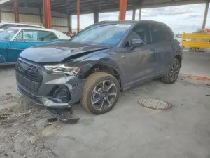 Audi Q3 PREMIUM PLUS S LINE 45 2.0L 4 2025