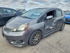 Honda Fit SPORT 1.5L 4 2013