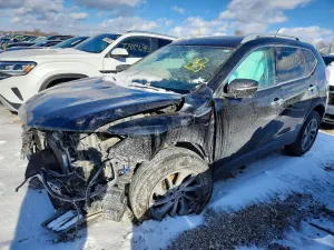 Nissan Rogue S 2.5L 4 2015