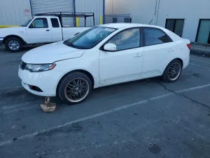 Kia Cerato / Forte / K3 EX 2.0L 4 2010