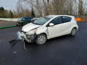 Toyota Prius 1.5L 4 2013