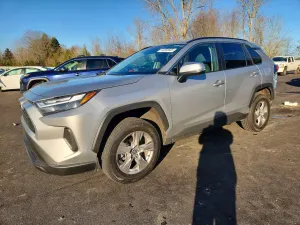 Toyota Rav4 XLE 2.5L 4 2023