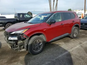 Nissan Rogue S 2.5L 4 2021