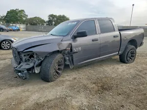 RAM 1500 5.7L 8 2015