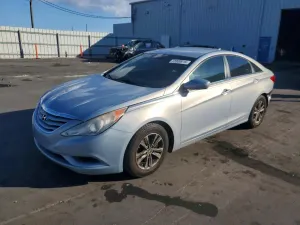 Hyundai Sonata GLS 2.4L 4 2012
