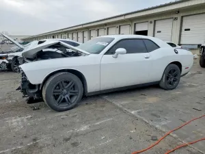 Dodge Challenger SXT 3.6L 6 2017