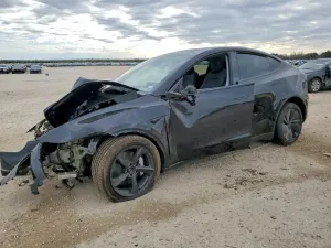 Tesla Model Y 2026