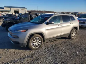 Jeep Cherokee LIMITED 2.4L 4 2015