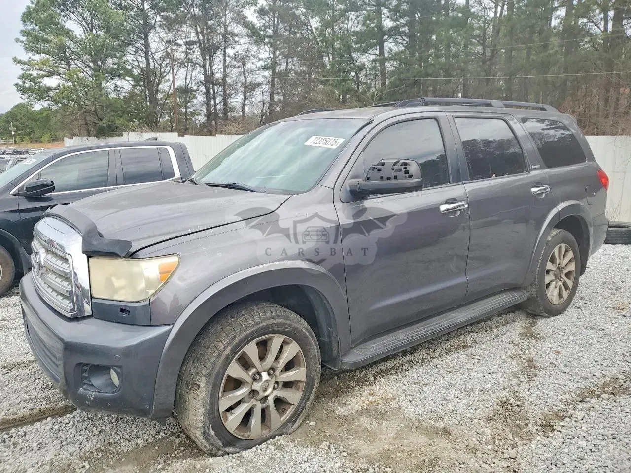 Toyota Sequoia LIMITED 5.7L 8 2011