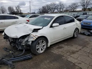 Nissan Altima SR 3.5L 6 2011