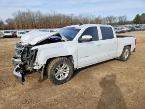 Chevrolet Silverado 1500 K1500 LT 5.3L 8 2015