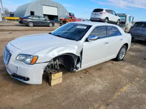 Chrysler 300 LIMITED 3.6L 6 2012