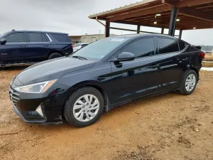 Hyundai Elantra SE 2.0L 4 2020