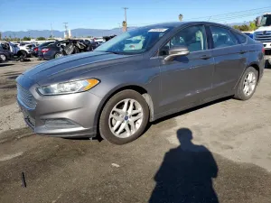 Ford Fusion SE 2.5L 4 2014