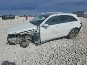 Mercedes-Benz GLC 300 2.0L 4 2020