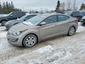 Hyundai Elantra SE 1.8L 4 2015