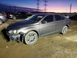 Toyota Camry LE 2.5L 4 2017