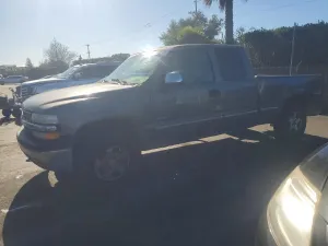 Chevrolet Silverado 1500 K1500 4.8L 8 2000