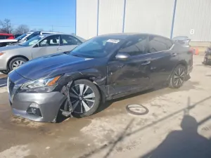 Nissan Altima SV 2.5L 4 2019