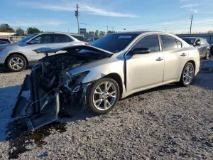 Nissan Maxima S 3.5L 6 2012
