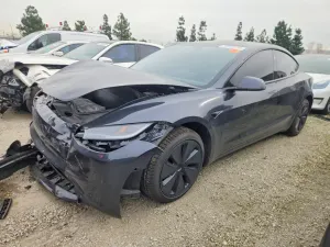 Tesla Model 3 2025