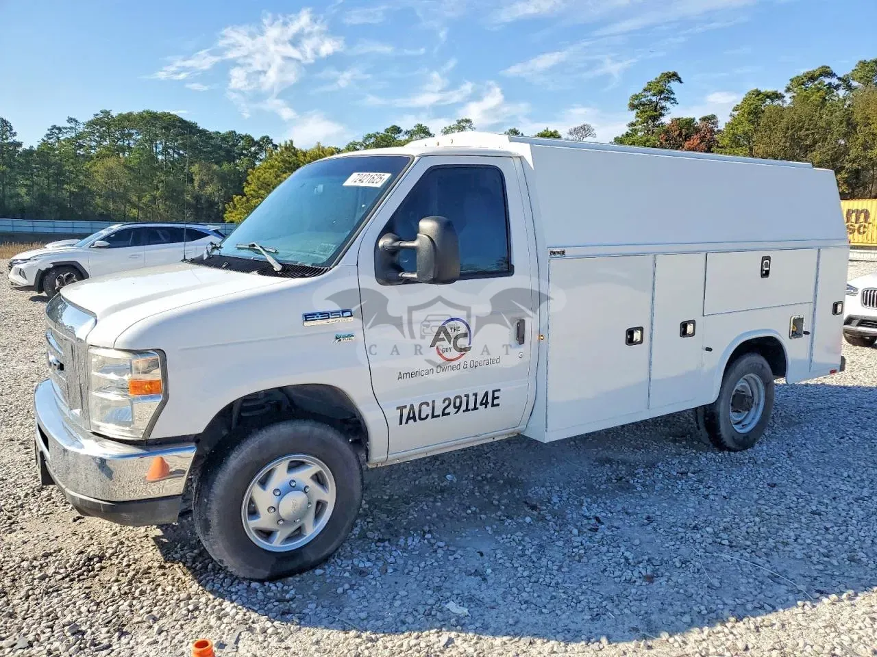 Ford Econoline E350 SUPER DUTY CUTAWAY VAN 6.2L 8 2018