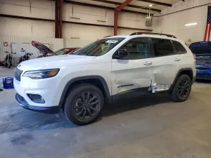 Jeep Cherokee ALTITUDE LUX 2.4L 4 2023