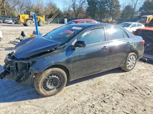 Toyota Corolla BASE 1.8L 4 2013