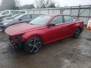 Nissan Altima SR 2.5L 4 2023
