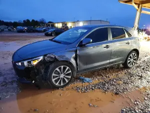 Hyundai Elantra 2.0L 4 2019